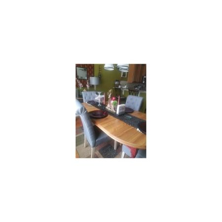 Customer image 82
