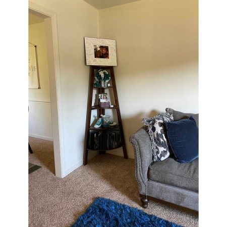 Customer image 48