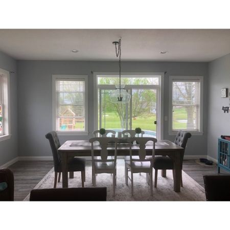 Customer image 128