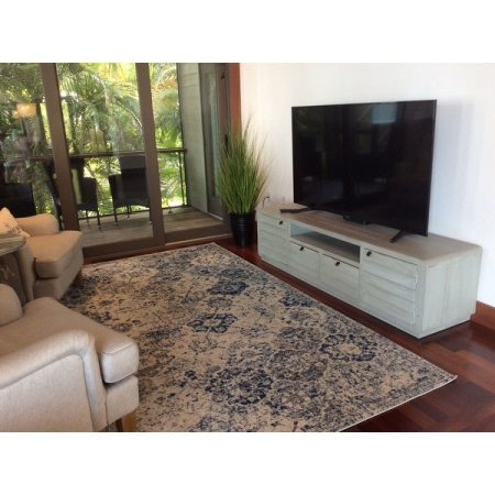 Customer image 763