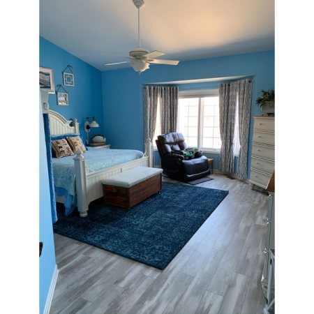 Customer image 273