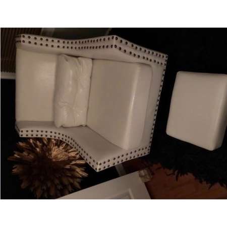 Customer image 215