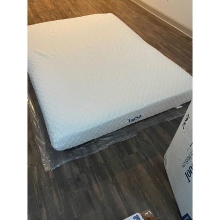 Customer image 137