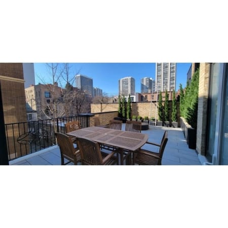 Customer image 10
