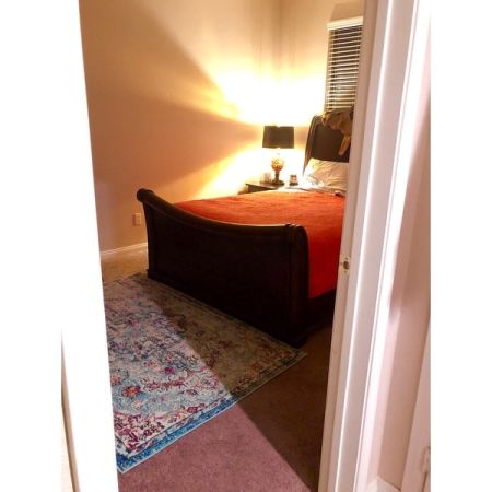 Customer image 460