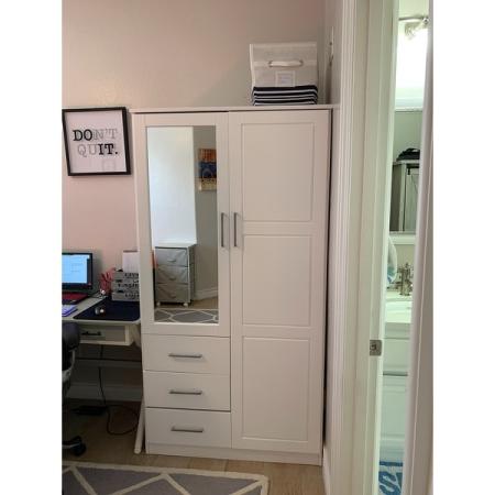 Customer image 83