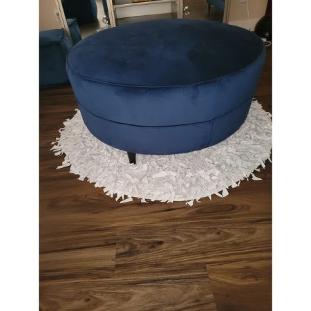 Customer image 77