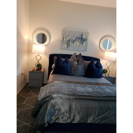 Customer image 40