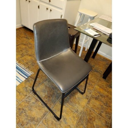 Customer image 105