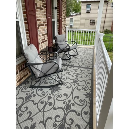 Customer image 82