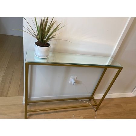 Customer image 76