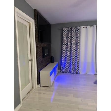 Customer image 12