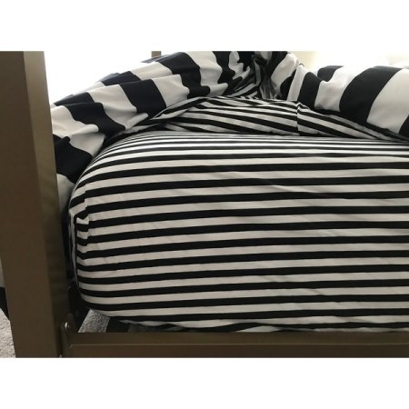 Customer image 272