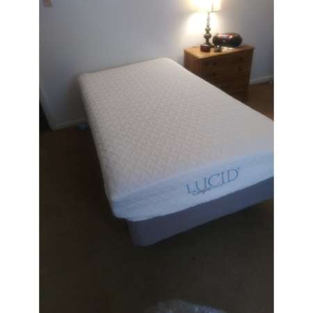 Customer image 318