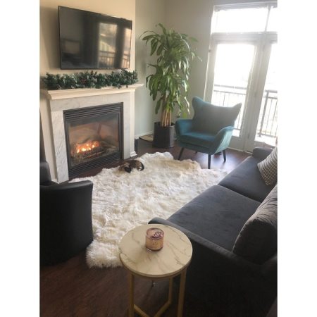 Customer image 125