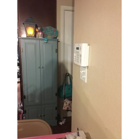 Customer image 106
