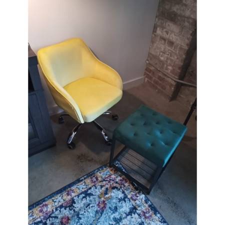 Customer image 24