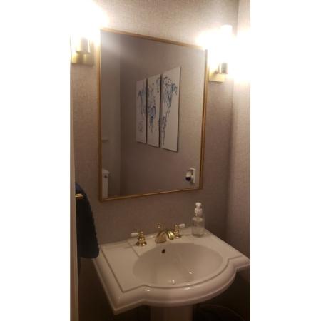 Customer image 40