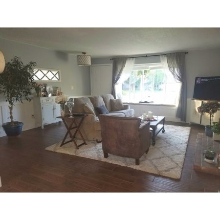 Customer image 180