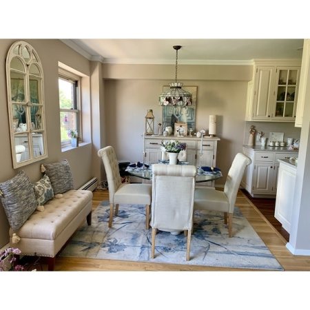 Customer image 205