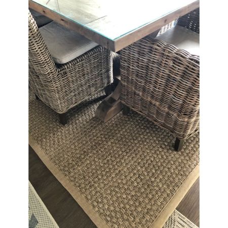 Customer image 735
