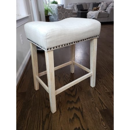Customer image 218