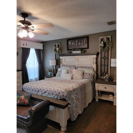 Customer image 24