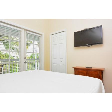 Customer image 70