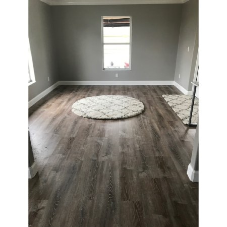 Customer image 280