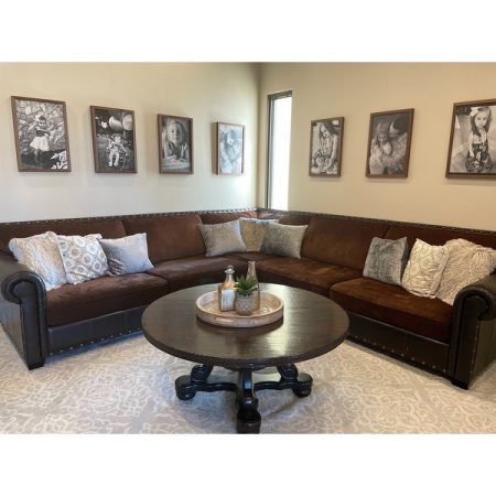 Customer image 142