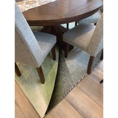 Customer image 125
