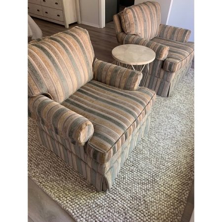 Customer image 106
