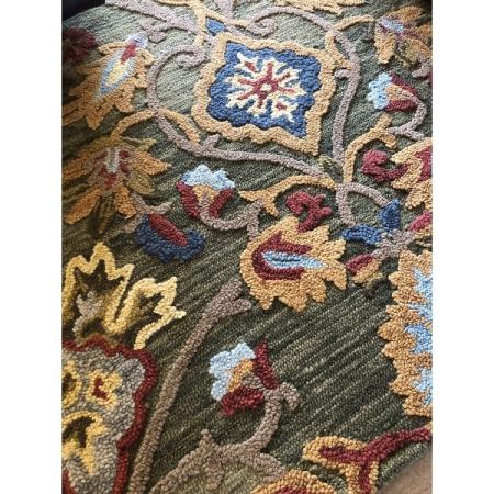 Customer image 376