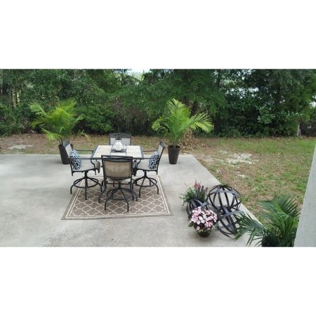 Customer image 375