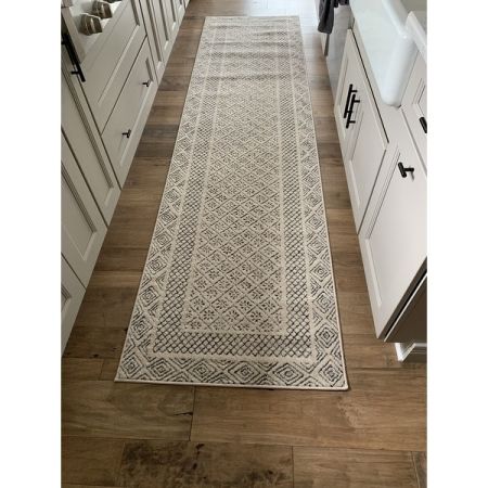 Customer image 177