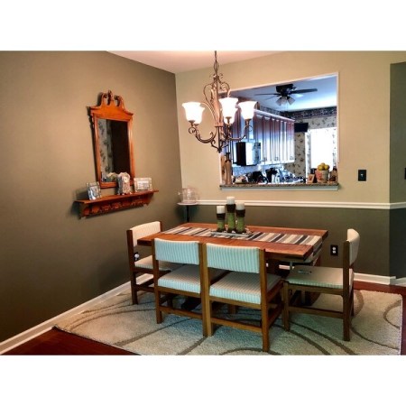 Customer image 409