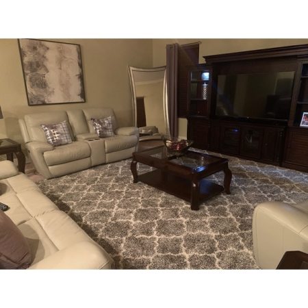 Customer image 401
