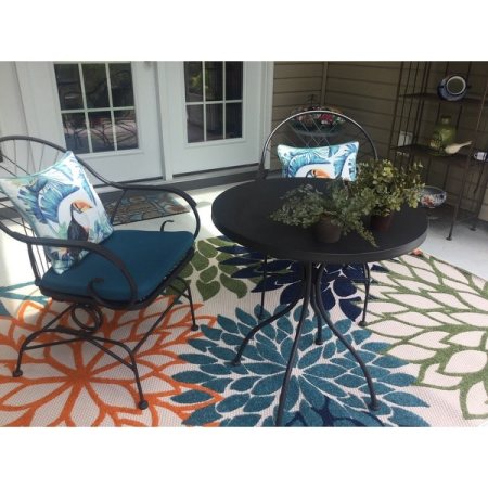 Customer image 384