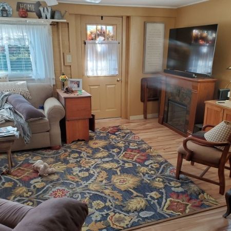 Customer image 450
