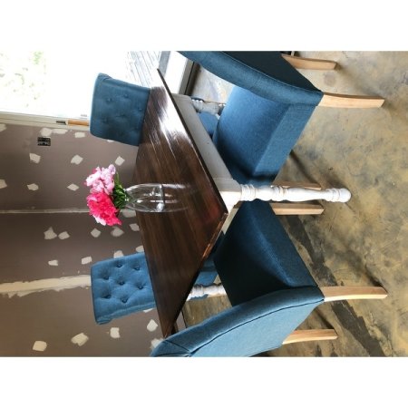 Customer image 213