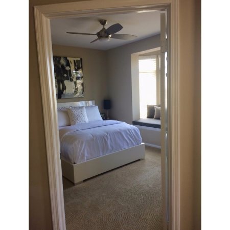 Customer image 483