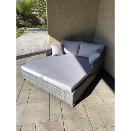 Customer image 48