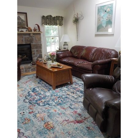 Customer image 272