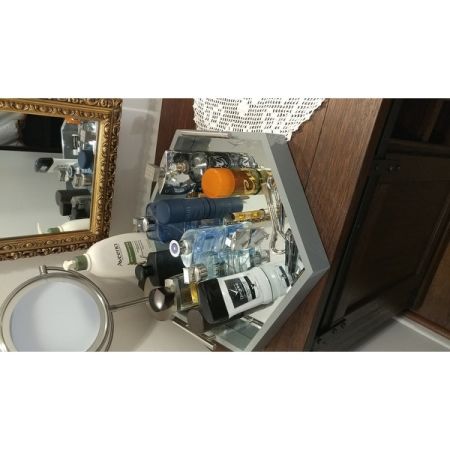 Customer image 48