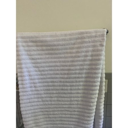 Customer image 32