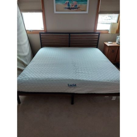 Customer image 87
