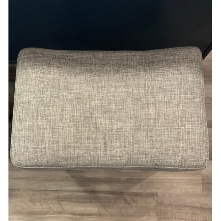 Customer image 211