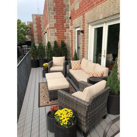 Customer image 166