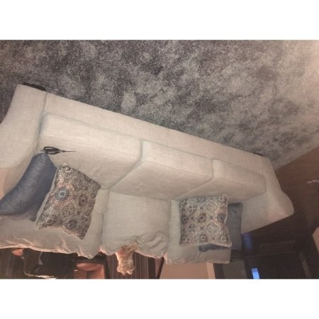 Customer image 218