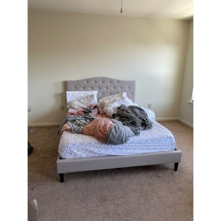 Customer image 218